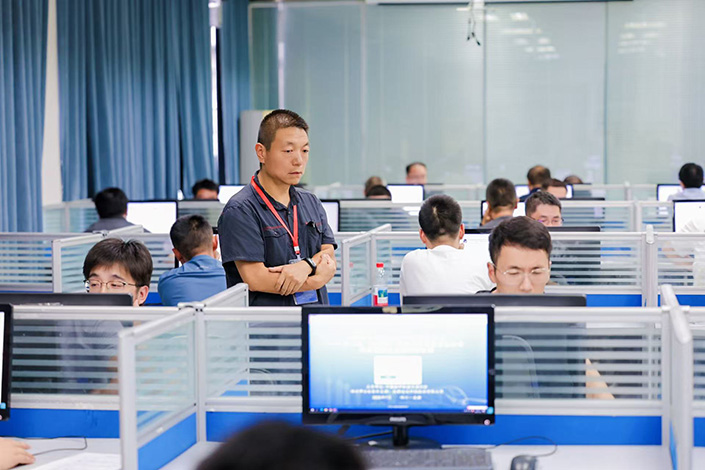 1760062389494107.jpg 703049963946053.jpg