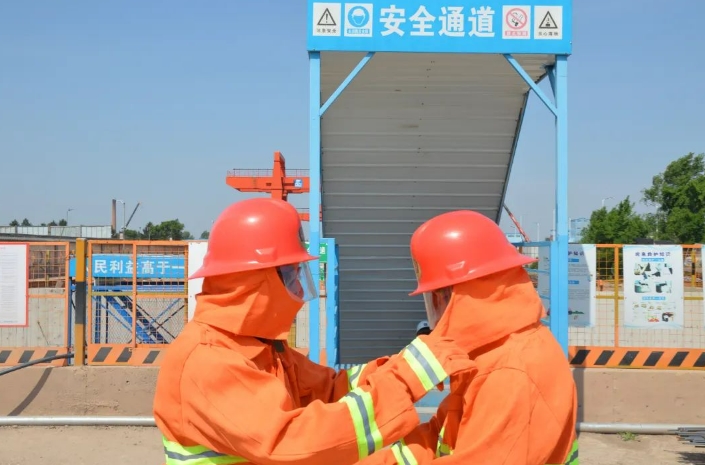 長春軌道交通2號線東延項目開展火災逃生實戰演練